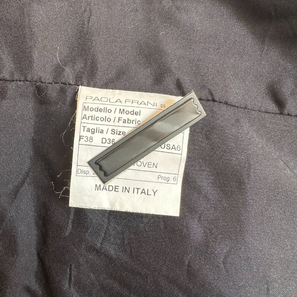 Paola Frani Black Draped Peplum Blouse – Made in Italy – Size 6 (IT 38) - Picture 9 of 10